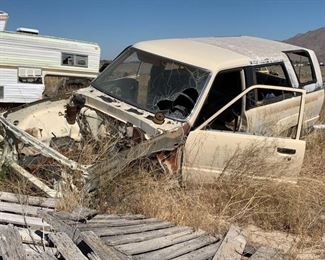 906: 	

1985 Toyota 4Runner
Year: 1985
Make: Toyota
Model: 4Runner
Vehicle Type: Multipurpose Vehicle (MPV)
Mileage: TMU
Plate:
Body Type: 4 Door Wagon
Trim Level: Base
Drive Line: 4WD
Engine Type: L4, 2.4L
Fuel Type: Gasoline
Horsepower:
Transmission:
VIN #: JT4RN61D7F5061564
