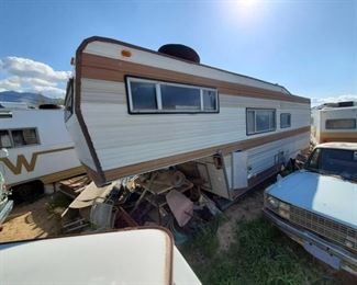 30018	: 

28' El Dorado Fifth wheel Camper
28' El Dorado Fifth wheel Camper
Plate: 1BH8266
Serial: 3265137
Trailer being sold on application for duplicate title.
Title not in hand.
DMV fees $59 for non op and $70 DOC fees.