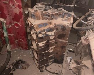 1522	

V8 Engine Block
V8 Engine Block