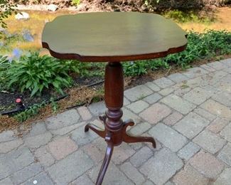 Fold top pedestal table $40