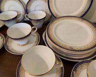 Royal Grafton "Majestic" Lunch Set, 27 pcs  $75