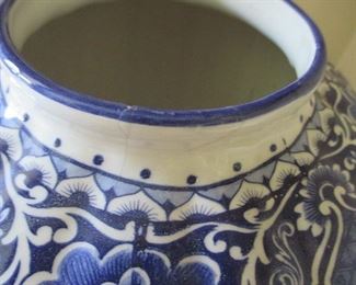 Crack on the Lotus Ceramic Ceramic Urn