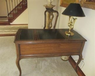 Sligh Leather Top Writing/Laptop Desk