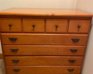 Maple chest