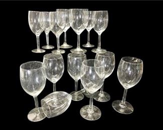 19. 14 pc, Clear Wine Glass Stemware