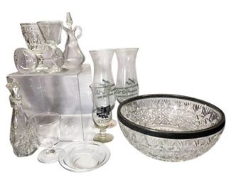 44. 11 pc Glassware Assortment