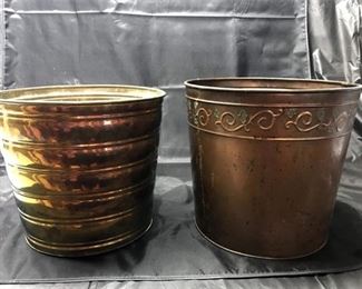 102. Decorative Brass Copper Planter Set