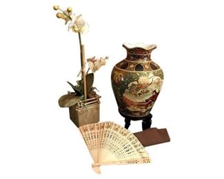 168. 4pc Decorative Lot