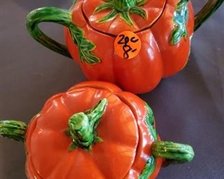 Tomato lidded bowls