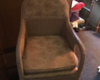 Wicker/fabric chair