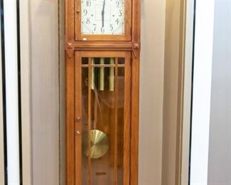 Howard Miller Grandfather Clock!  Very good condition!