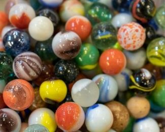 LOTS OF MARBLES
