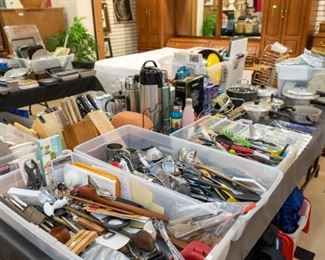 LOTS of kitchen utensils!