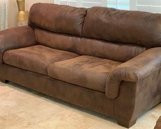 Ashley Furniture Signature Faux Leather Sleeper Sofa Couch	39x93x40in BED: 52x72	HxWxD	AH114