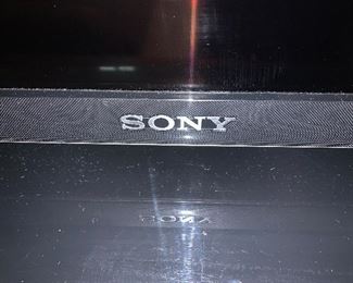 Sony 60in Bravia 1080p LED Smart HDTV KDL-60EX645 TV	34x54x12in(at base)	HxWxD	AH117