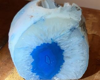 1pc Blue Geode Agate Candle Holder Votive	3x4x4in	HxWxD	AH122