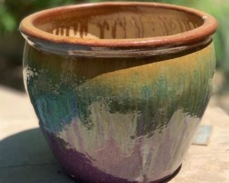 lg Ceramic Drip Glaze Pot/Planter #1	15in H x 19in Diameter		AH130