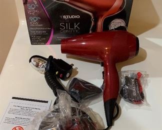 Remington Studio Silk Ceramic Hair Dryer			AH156