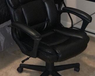 Montessa Faux Leather Office Chair AH158