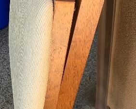 4pc Stakmore Harwood Folding Chairs	34x17x20in seat Height 18.5in	HxWxD	AH172