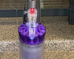 Dyson DC40 Vacuum			AH181