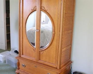 Armoire Broad Street Furniture 