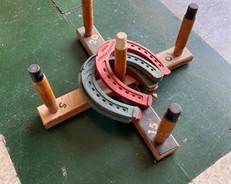 Vintage Irwin Lucky Ringer toy horse shoe game