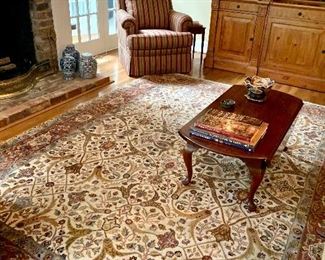 Hand knotted Persian Rug