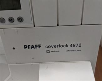 Pfaff coverlock 4872