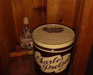 Vintage Charles Pretzel can