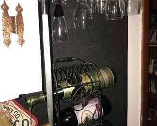 stem ware and wine rack