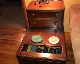 Radio side table with storage radio may need some repairs