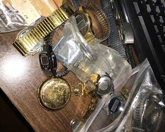 many watch parts