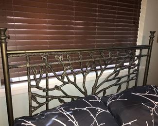 Queen size metal head board