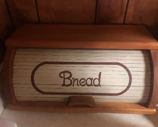 Vintage Bread Box.. SUPER COOL!