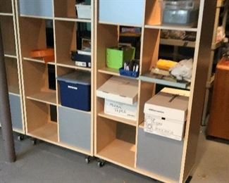 great rolling shelves !