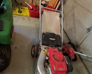 LAWN MOWER