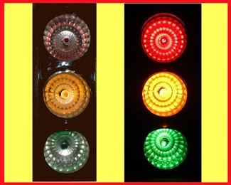 Bar Top Stop Light in Working Order; Showing it Lit and Unlit; Flashes Too