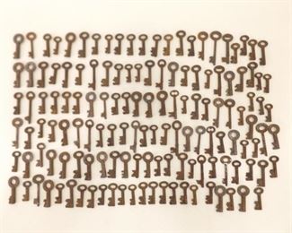 Large Lot of 120+ Antique Skeleton and Barrel Keys