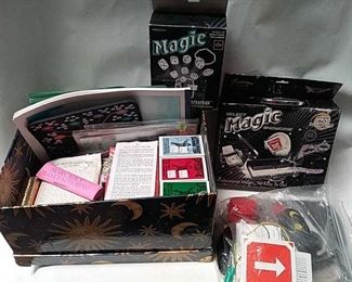 https://connect.invaluable.com/randr/auction-lot/magic-attic-club-magician-box-kit_3F74A51953