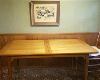 Maple table with 4 chairs $70