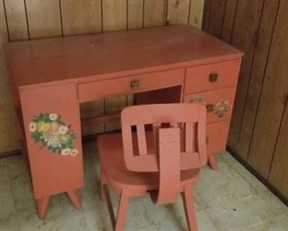 desk and chair $35