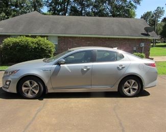 2014 KIA Optima Hybrid ~Only 20,430 miles!
