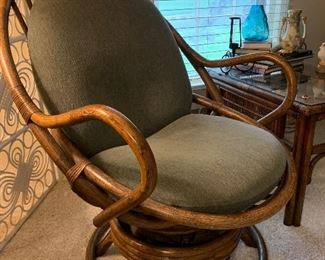 #11 - $150 - Vintage Swivel Rocking Chair (1 of 2) - 30"W x 36"D x 19"H (to seat) x 38"H (to back of chair)