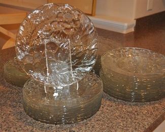 SET OF 12 CLEAR AND FROSTED  GLASS 10" DINNER PLATES WITH GRAPE DESIGN, TWO  SETS AVAILABLE. OUR PRICE $40.00 SET