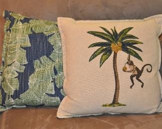 18" TWO SIDED PALM TREE WITH MONKEY DESIGN.  OUR PRICE IS $30.00 FOR THE PAIR.