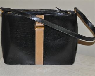 KATE SPADE LEATHER HANDBAG BLACK AND BROWN IN GOOD CONDITION. OUR PRICE IS $45.00.