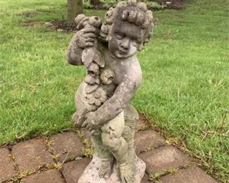 Lot 012
Vintage weathered cement / concrete garden statue