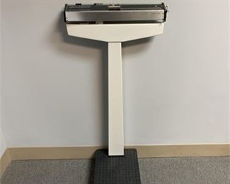 Lot 192
Vintage Health-o-meter doctor's office scale