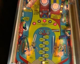1976 Gottlieb SURF CHAMP Pinball Machine